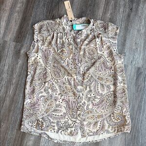 Elegant Paisley Print Button-Up Blouse